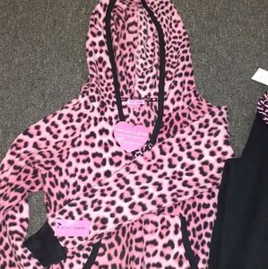 Victoria Secret 2 pc Pajamas